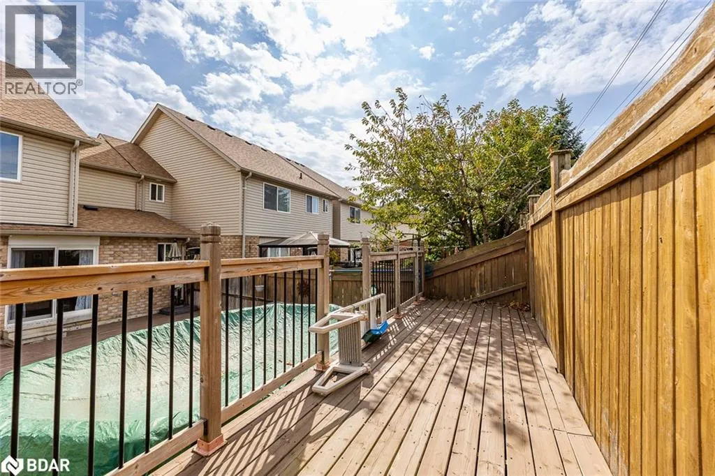 89 BENTLEY Crescent
