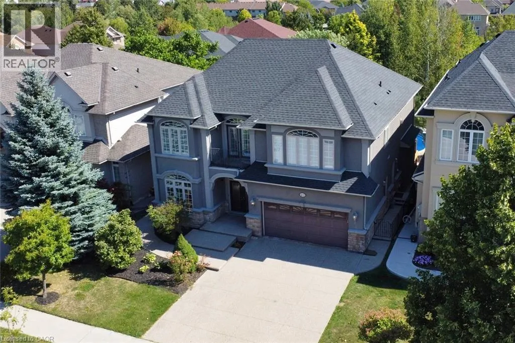 43 LOWINGER Avenue