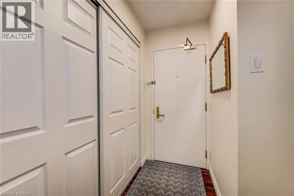 265 WESTCOURT Place Unit# 509, #509