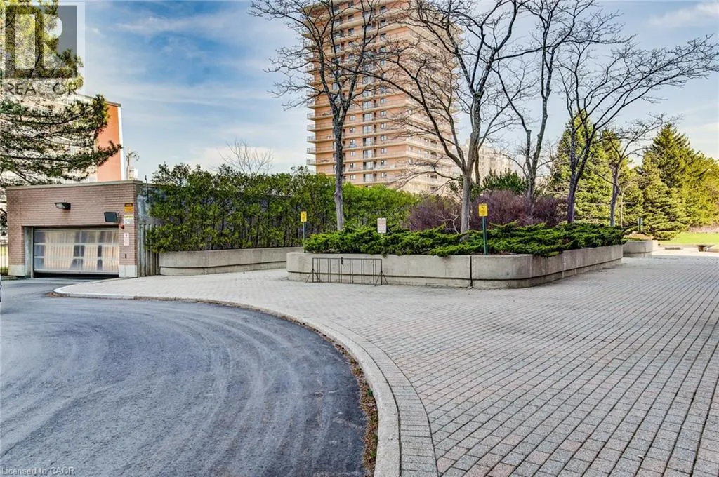 265 WESTCOURT Place Unit# 509, #509