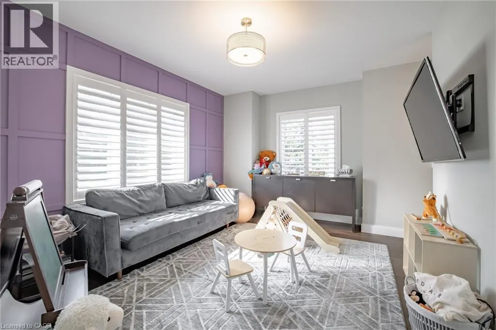 4 LOCKMAN Drive