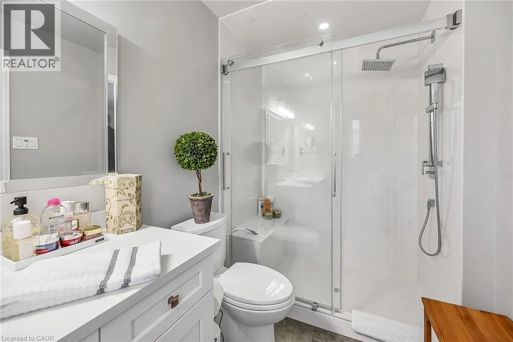99 PANABAKER Drive Unit# 8, #8