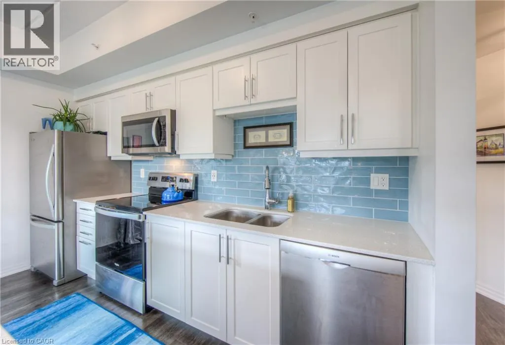 195 COMMONWEALTH Street Unit# 213, #213