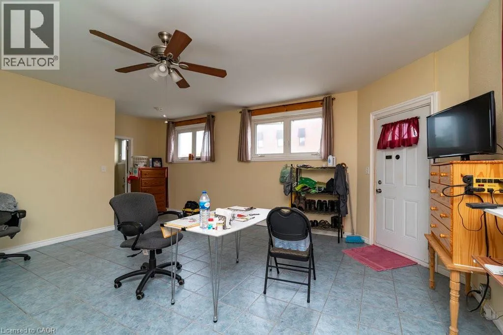 96 KINRADE Avenue