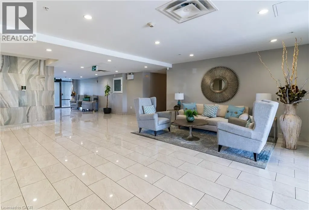 35 SOUTHSHORE Crescent Unit# 114, #114