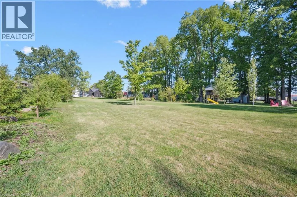 413 HURON Street
