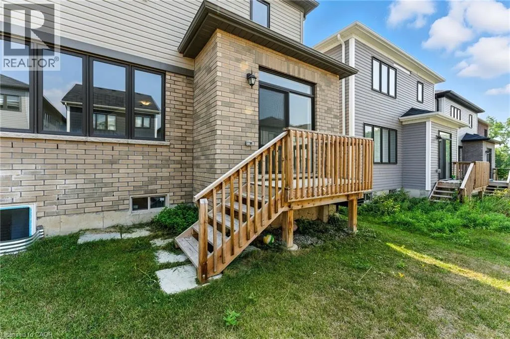 33 SANTOS Drive