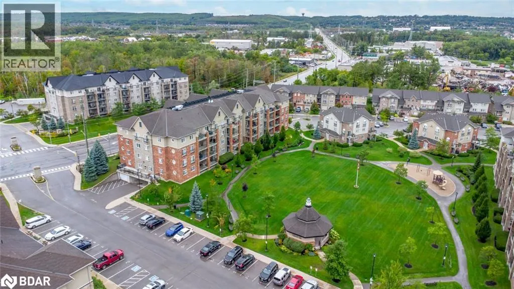 39 FERNDALE Drive S Unit# 205, #205