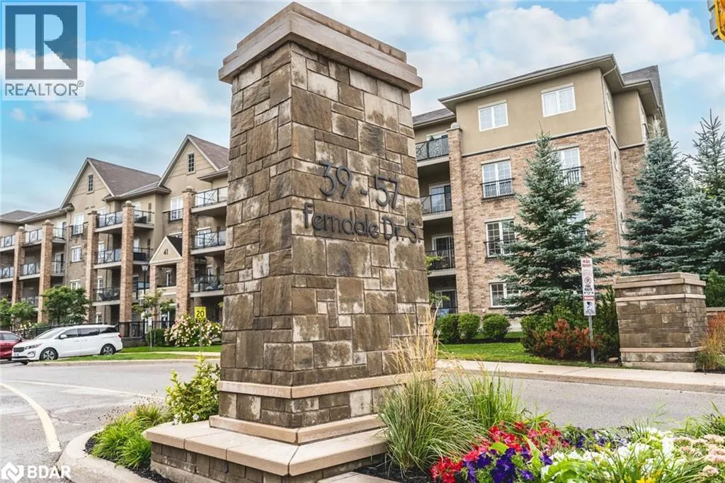 39 FERNDALE Drive S Unit# 205, #205