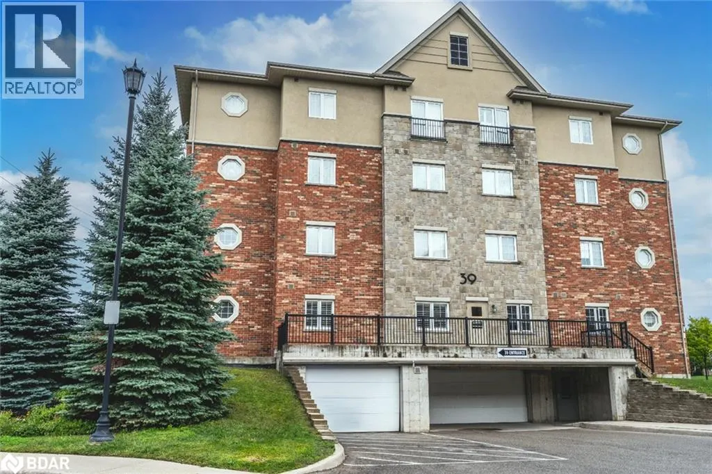39 FERNDALE Drive S Unit# 205, #205