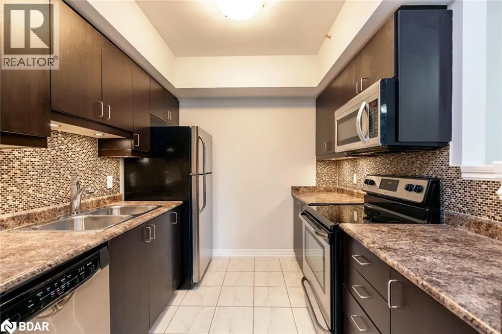 39 FERNDALE Drive S Unit# 205, #205