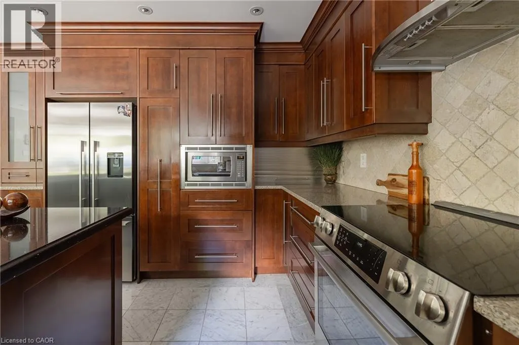1213 BOWMAN Drive