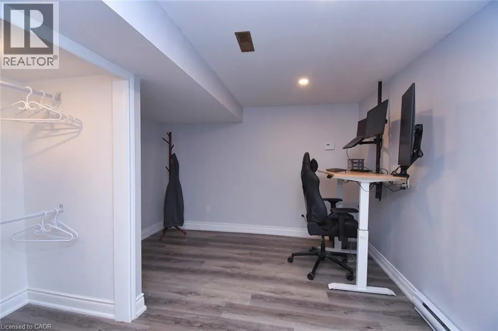 1284 HIGHWAY 54 Highway