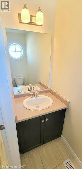 8 LAKELAWN Road Unit# 12, #12
