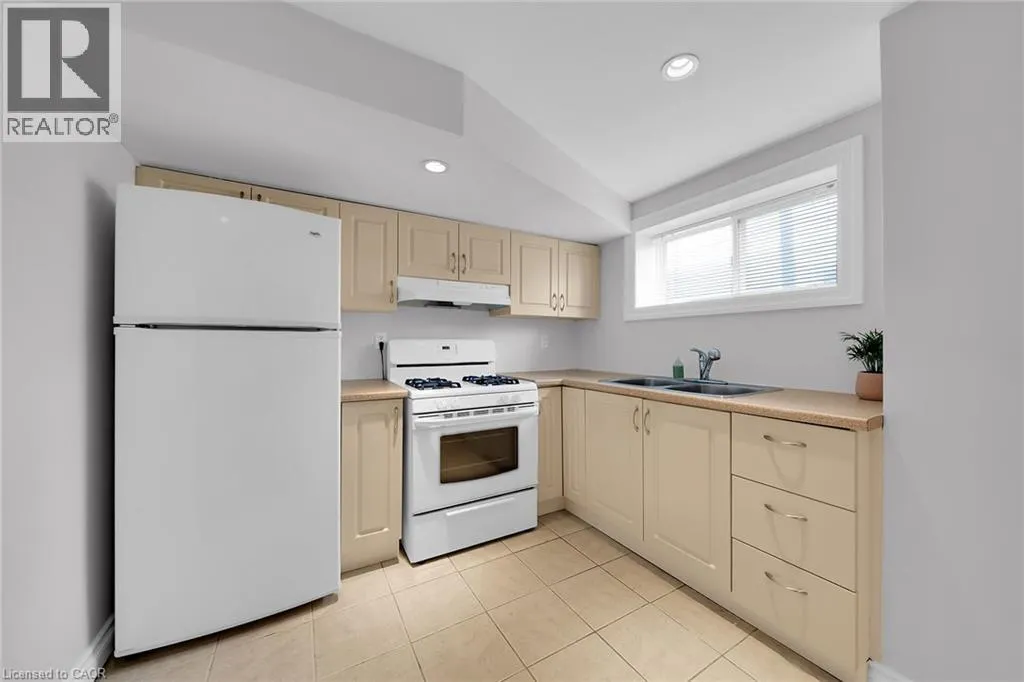 441 ELMWOOD Avenue
