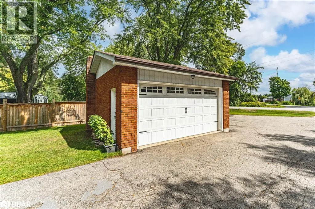 2946 HOGBACK Road