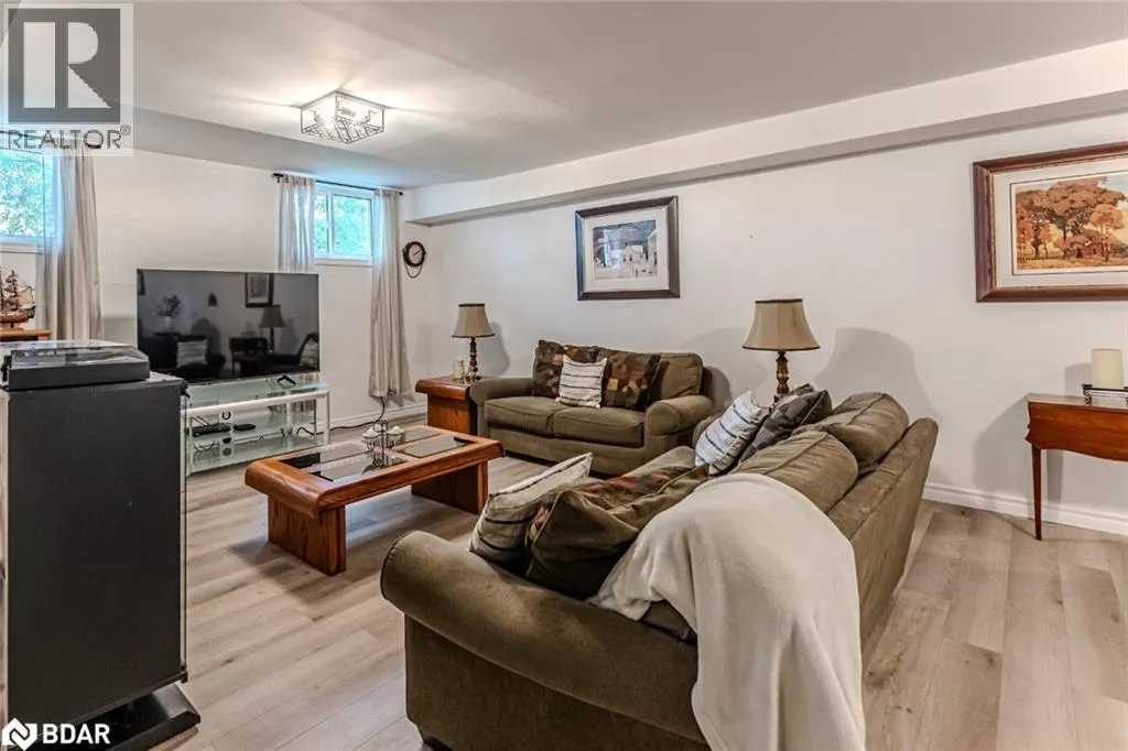 2946 HOGBACK Road