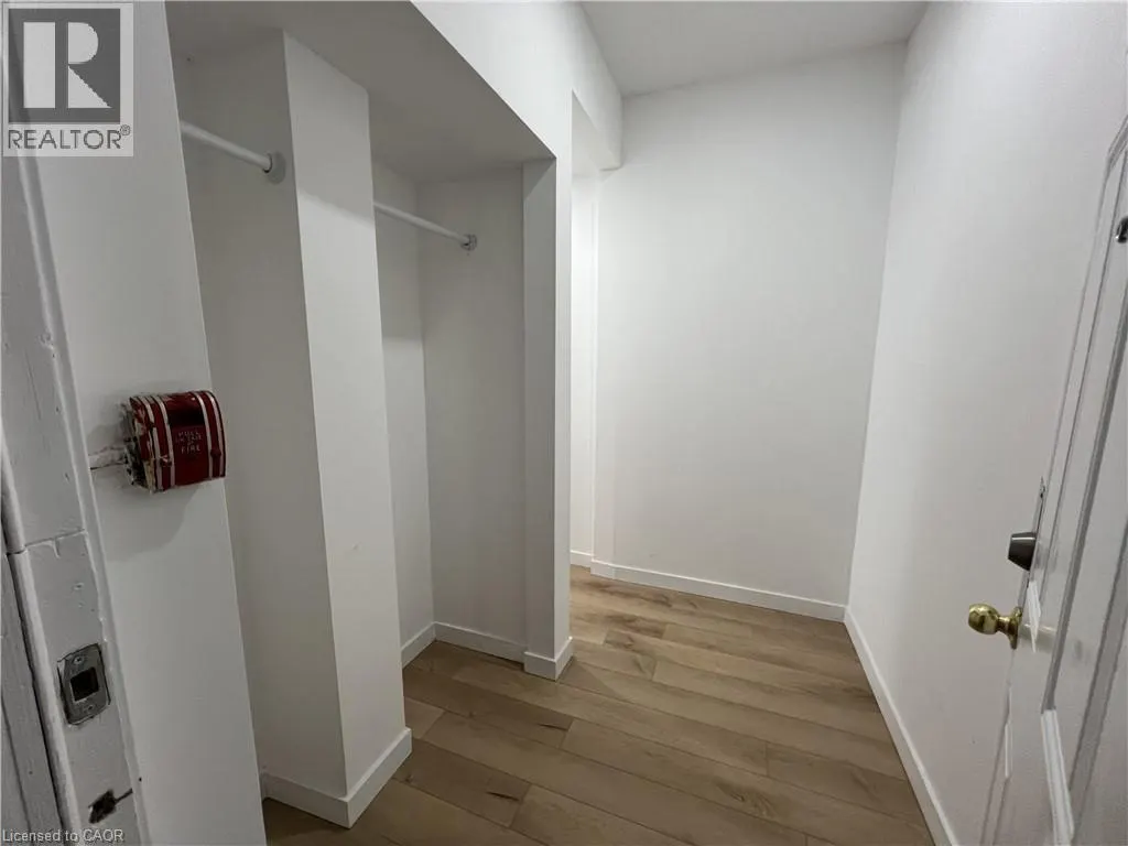 100 GREENSIDES Avenue W Unit# 1DL, #1DL