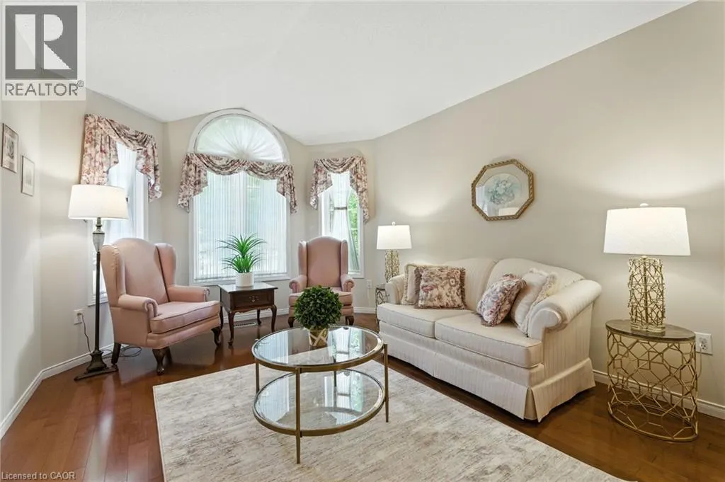 18 NAPLES Boulevard