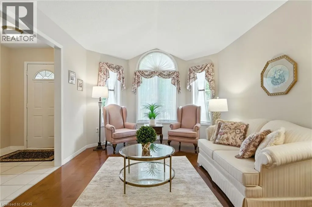 18 NAPLES Boulevard