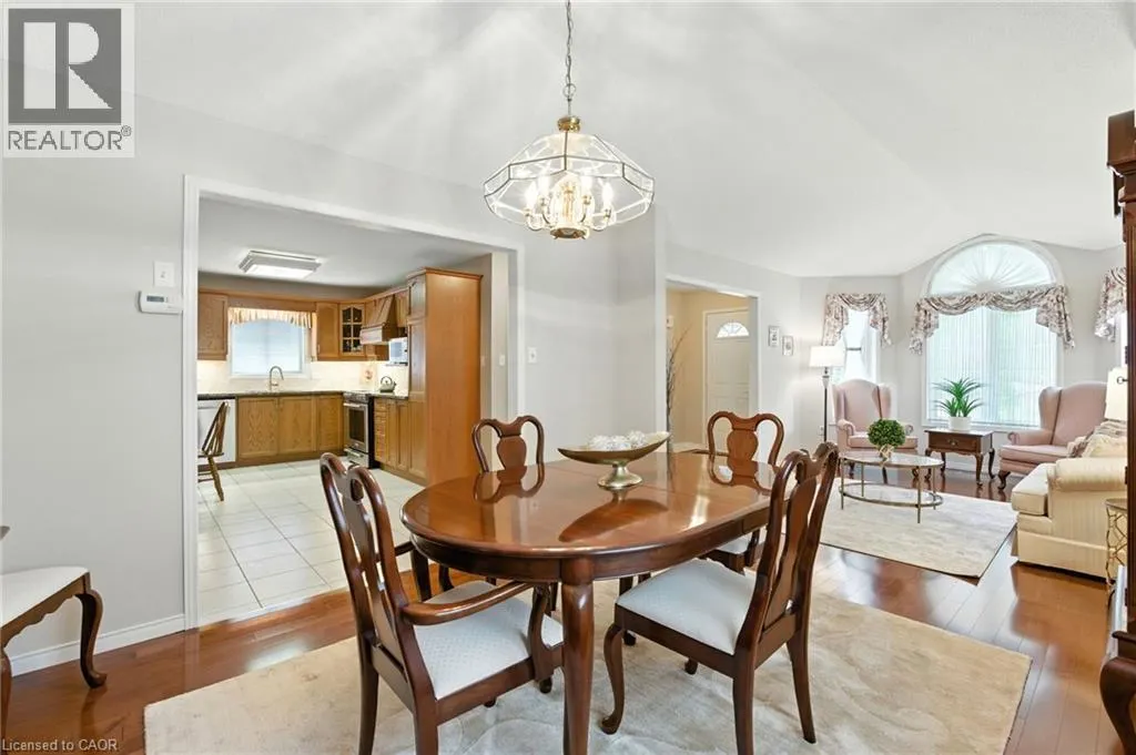 18 NAPLES Boulevard