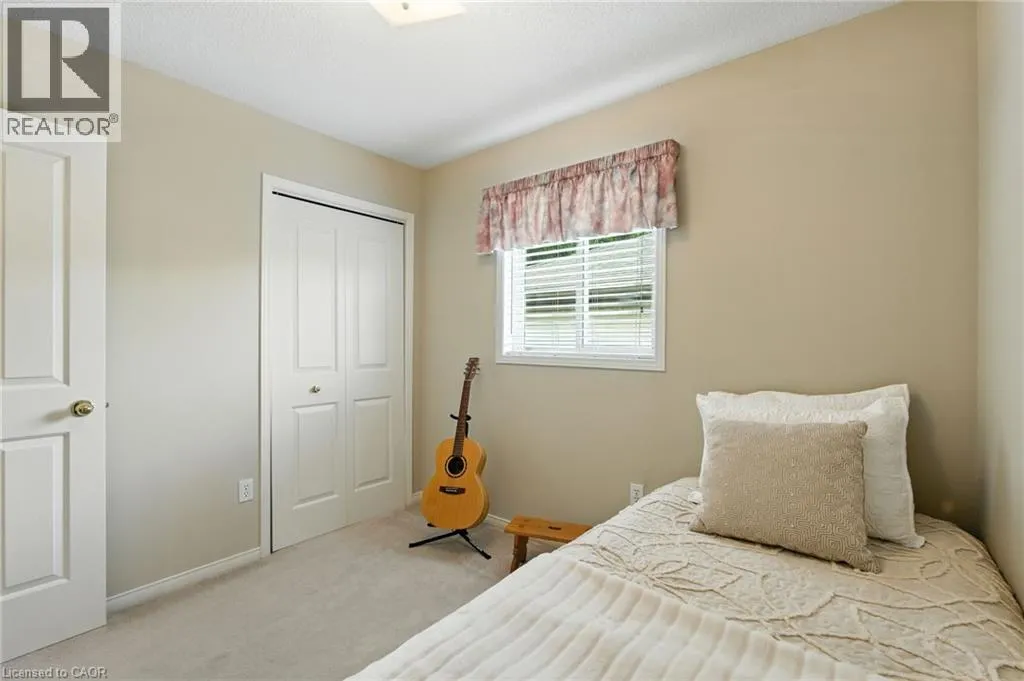 18 NAPLES Boulevard