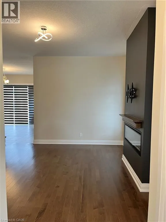 30 JACOB DETWEILLER Drive