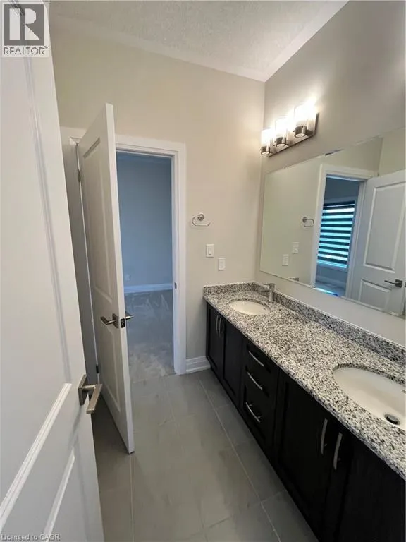 30 JACOB DETWEILLER Drive