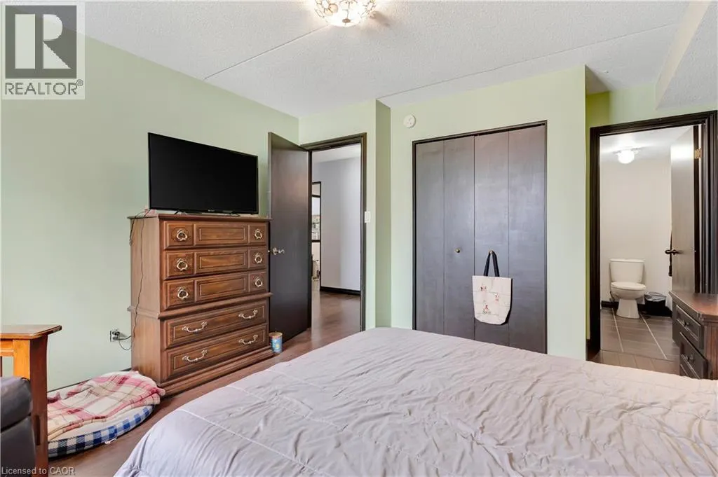 401 ERB Street Unit# 203, #203