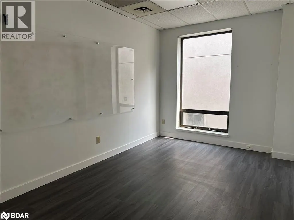 89 COLLIER Street Unit# 201, #201