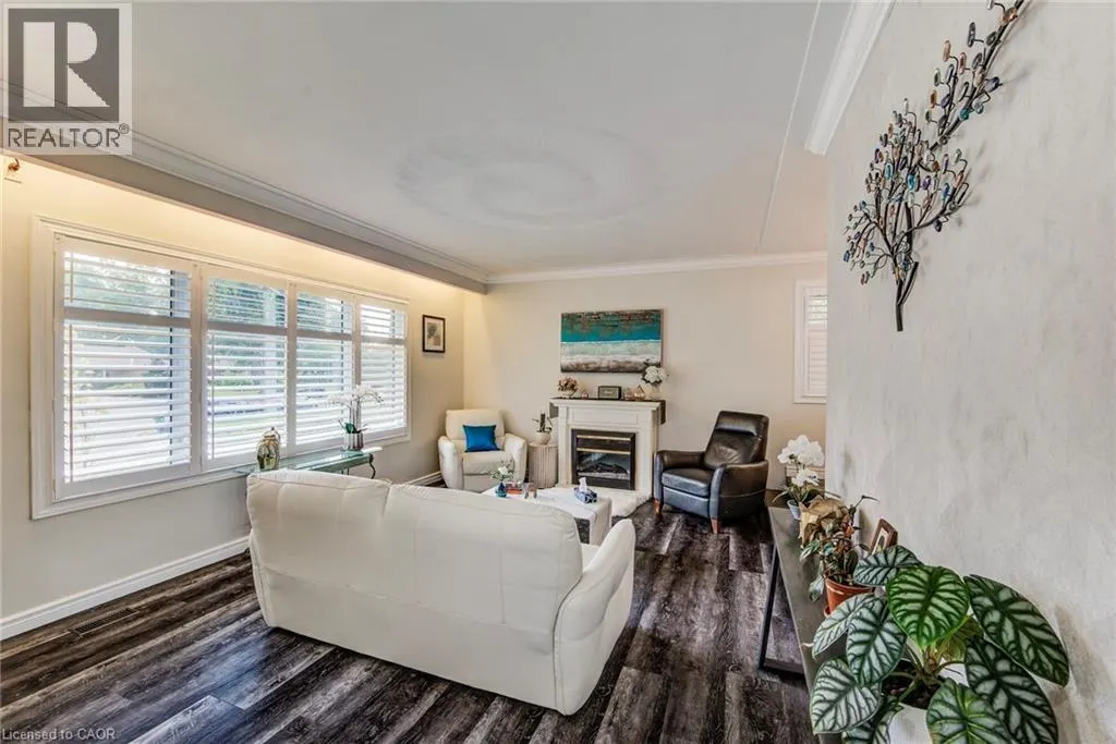 36 ANTHONY Place