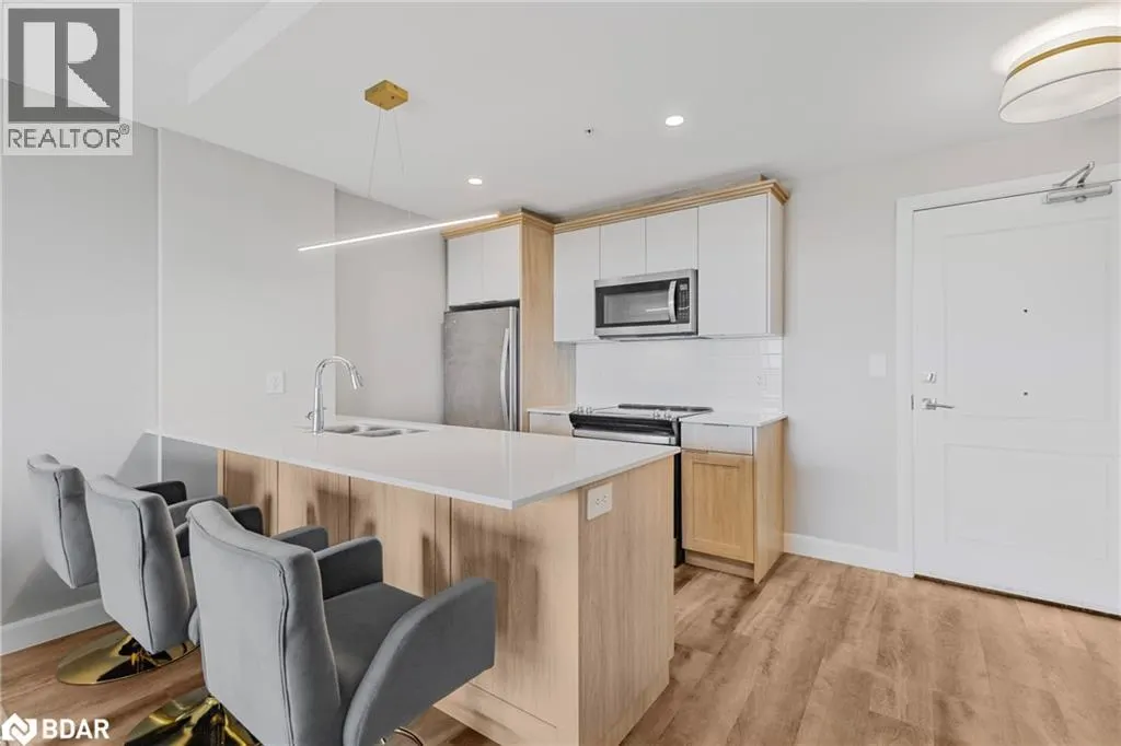34 NORMAN Street Unit# 606, #606
