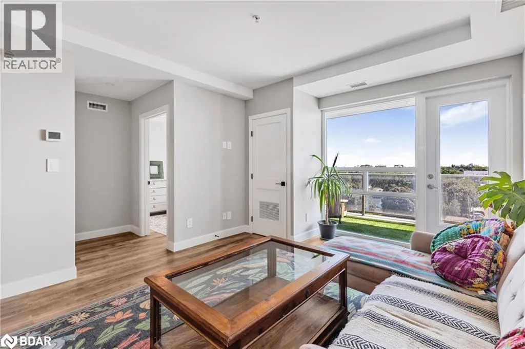 34 NORMAN Street Unit# 606, #606