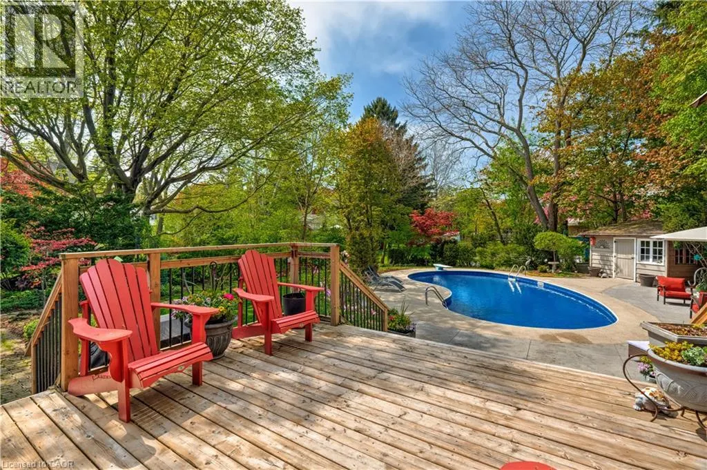 4391 LAKESHORE Road
