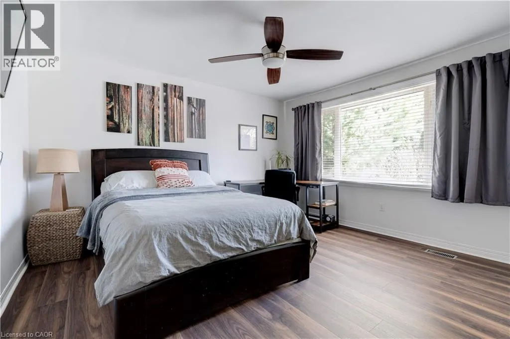 4391 LAKESHORE Road