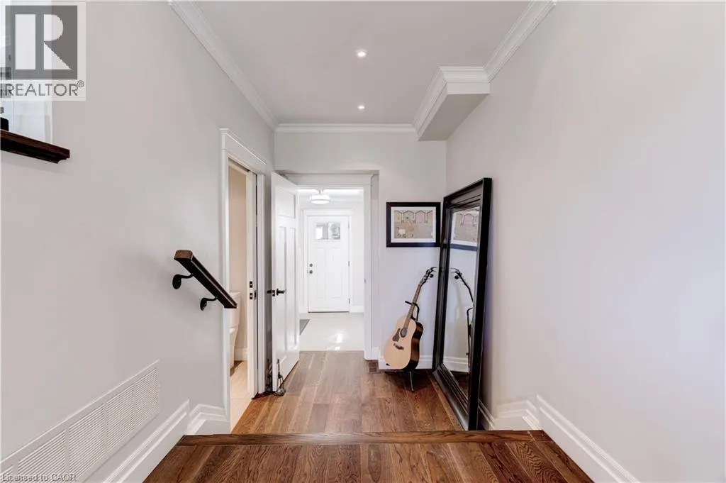 4391 LAKESHORE Road