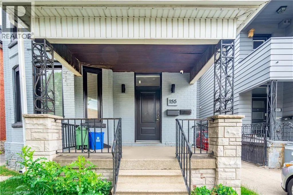 155 WENTWORTH Street N Unit# 1, #1