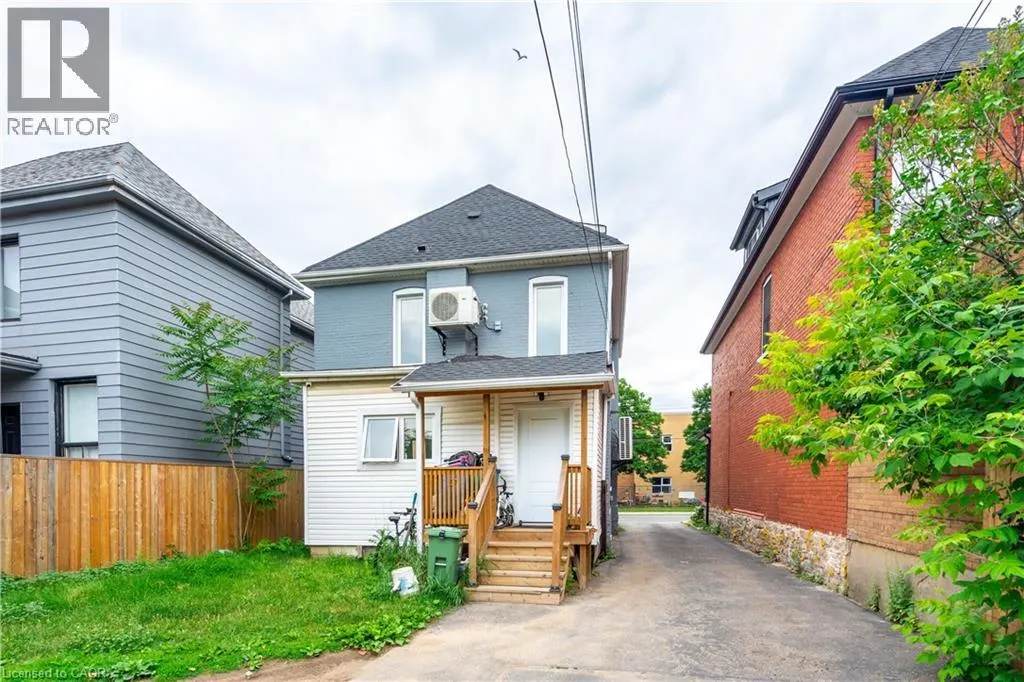 155 WENTWORTH Street N Unit# 1, #1