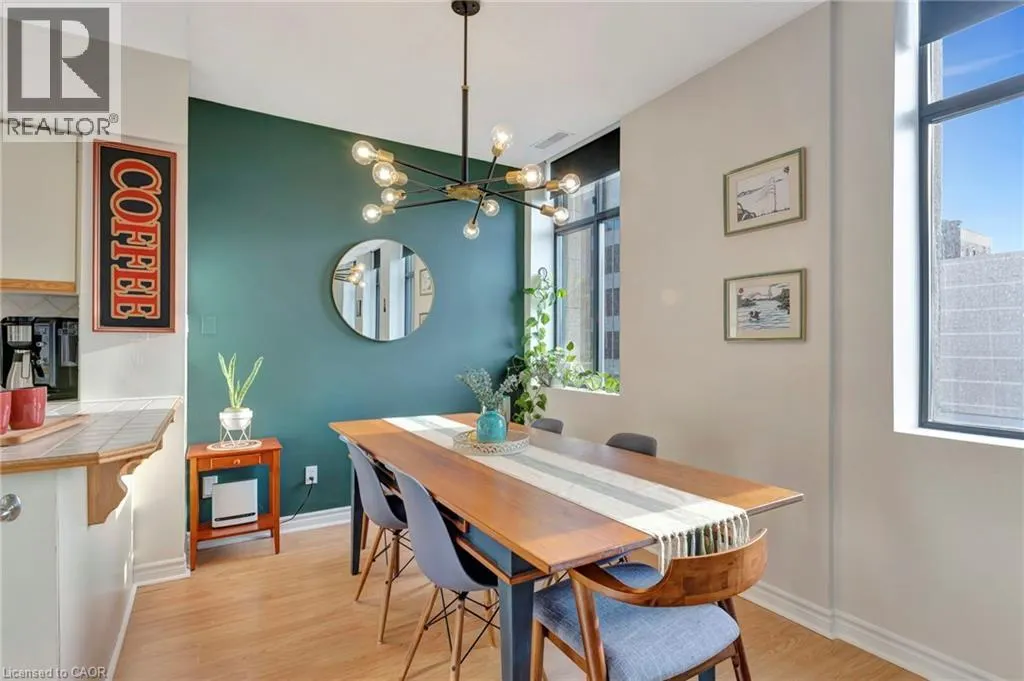 36 JAMES Street S Unit# 701, #701