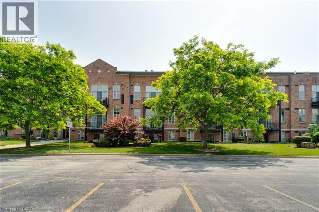 262 DUNDAS Street E Unit# 105, #105