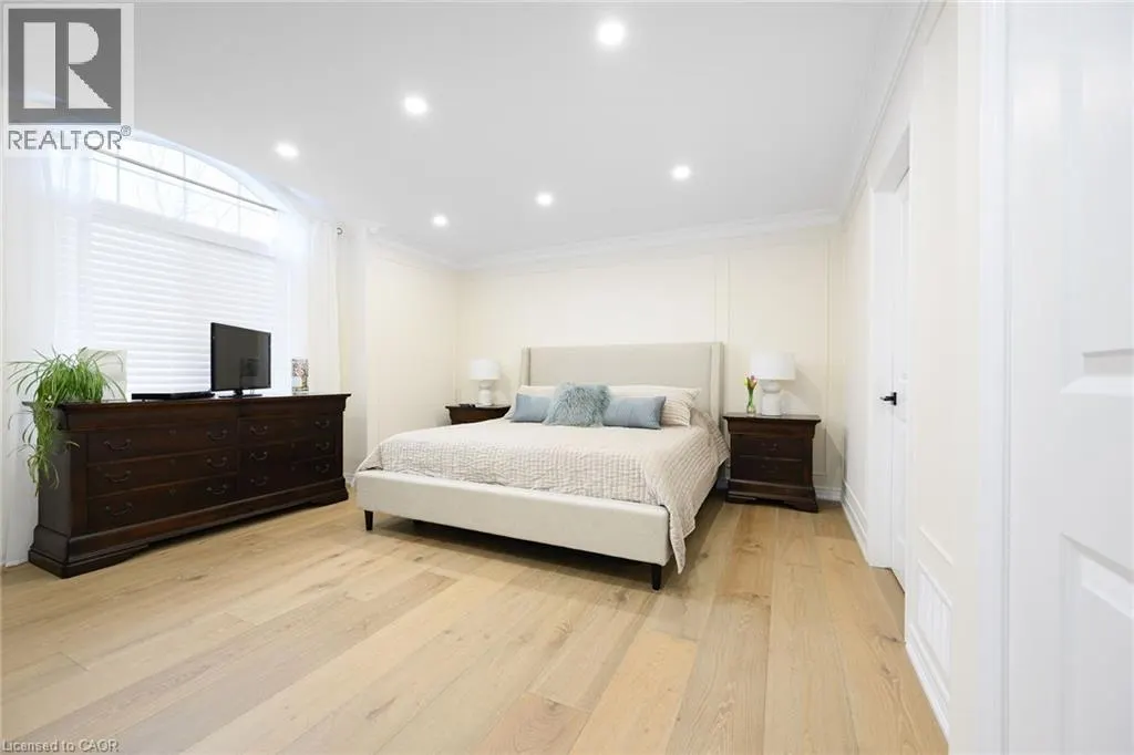 270 MAIN Street W Unit# 9, #9