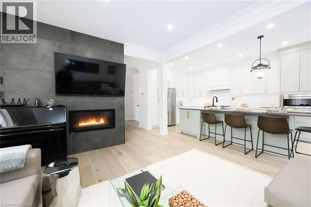 270 MAIN Street W Unit# 9, #9