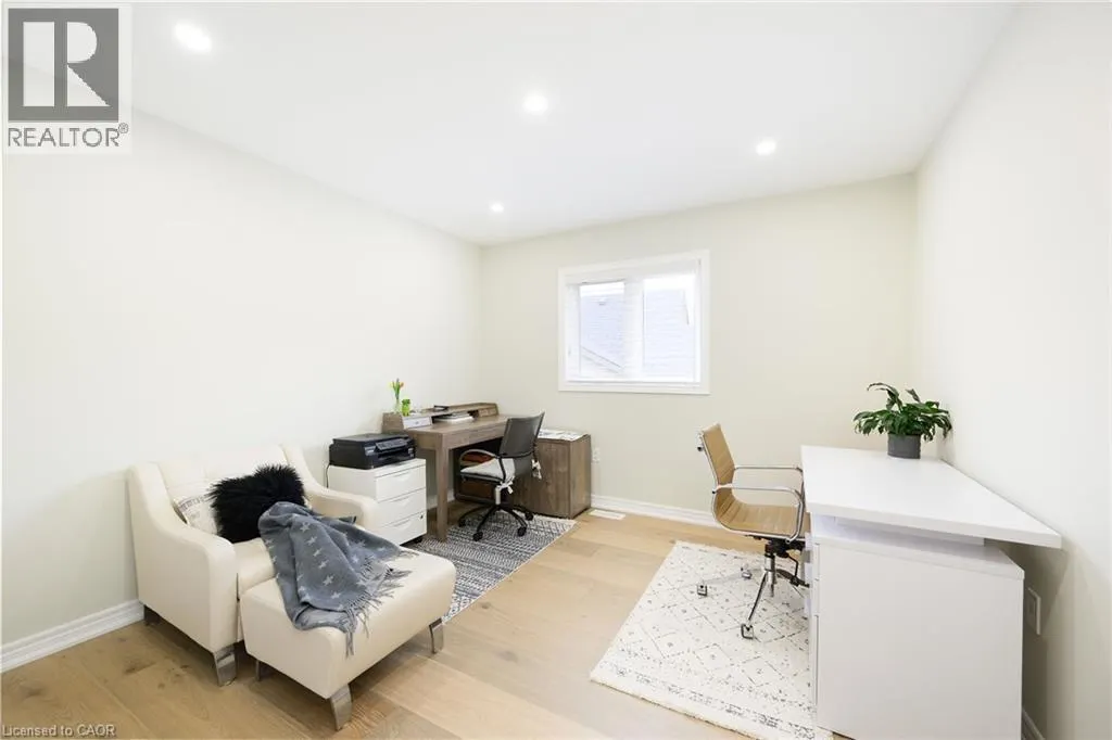270 MAIN Street W Unit# 9, #9