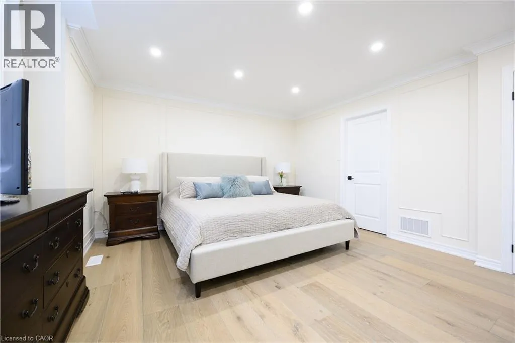 270 MAIN Street W Unit# 9, #9
