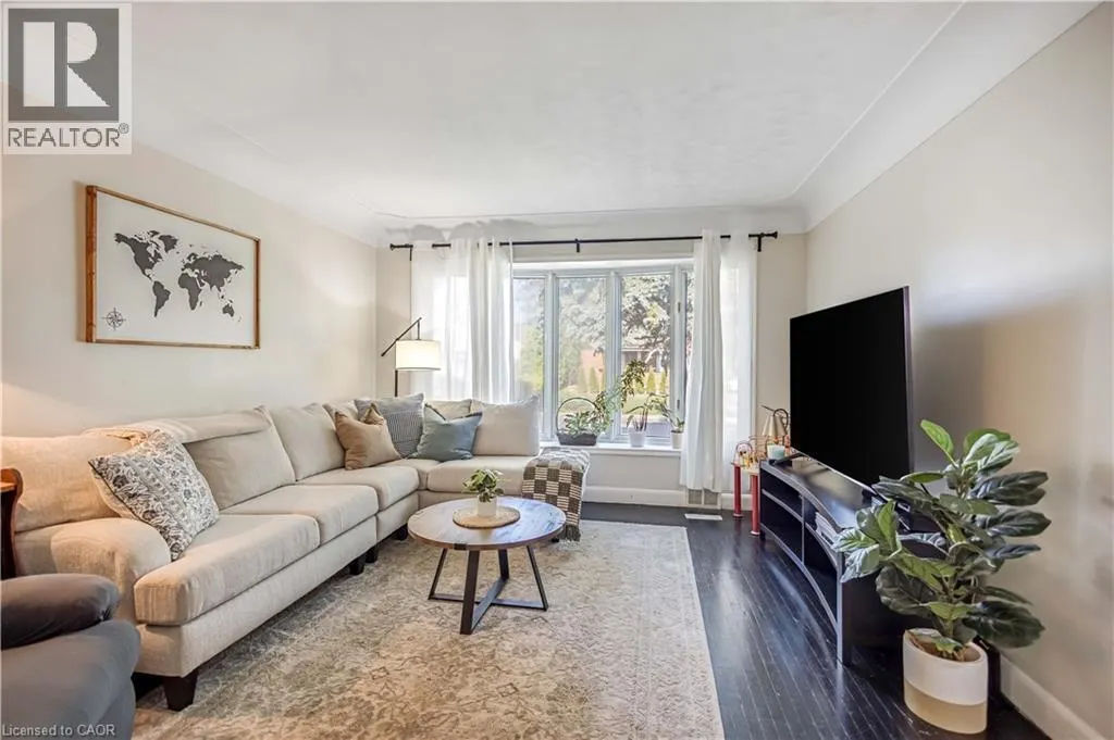 487 EAST 37TH Street