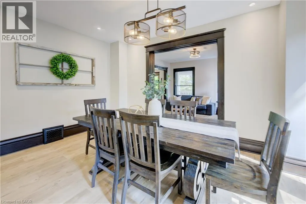 178 GUELPH Avenue