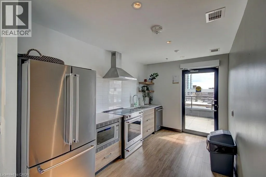 60 W CHARLES Street W Unit# 1805, #1805