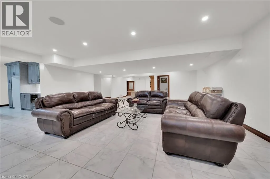 117 CHRISTOPHER Drive