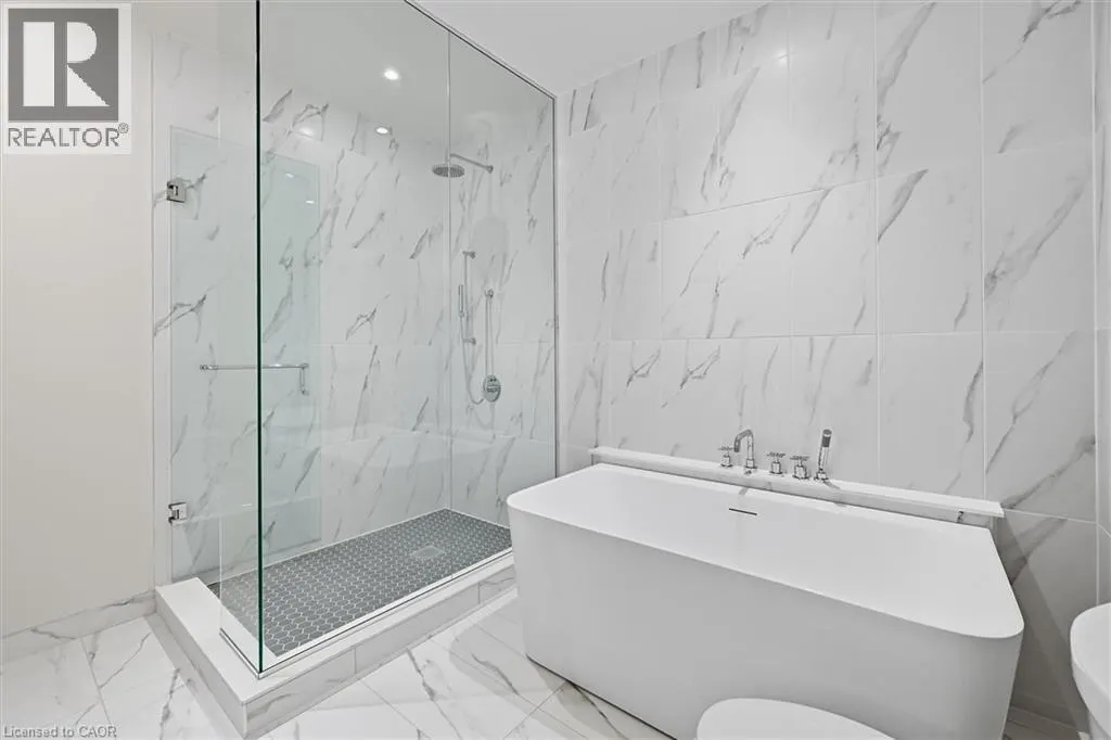123 MAURICE Drive Unit# 409, #409