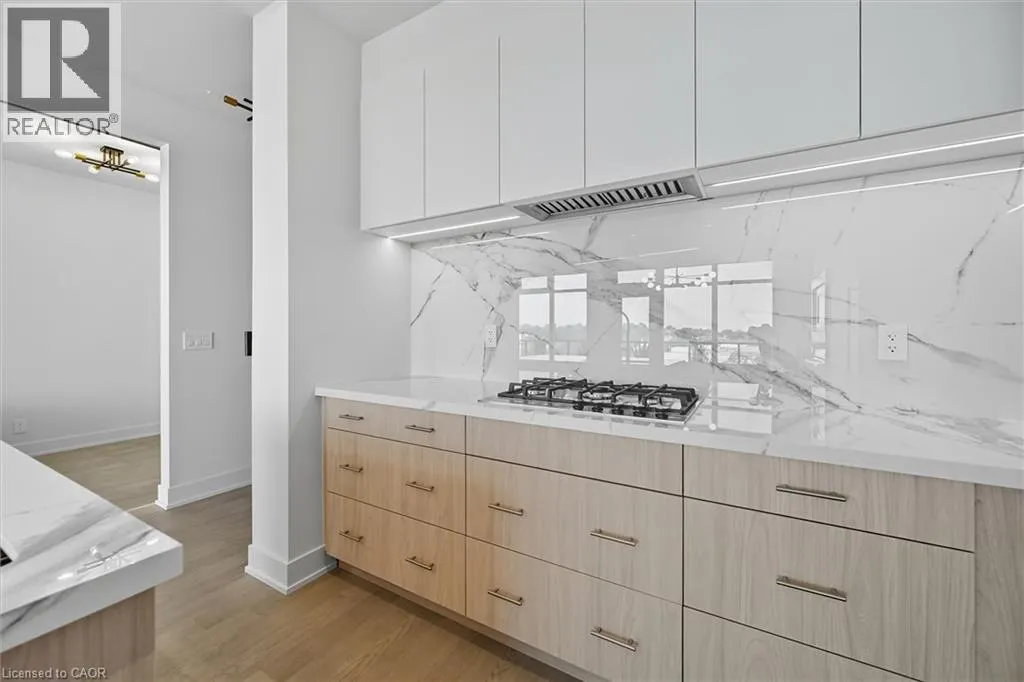 123 MAURICE Drive Unit# 409, #409